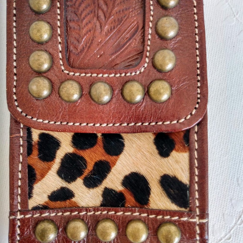 American West Phone holder w/belt clip